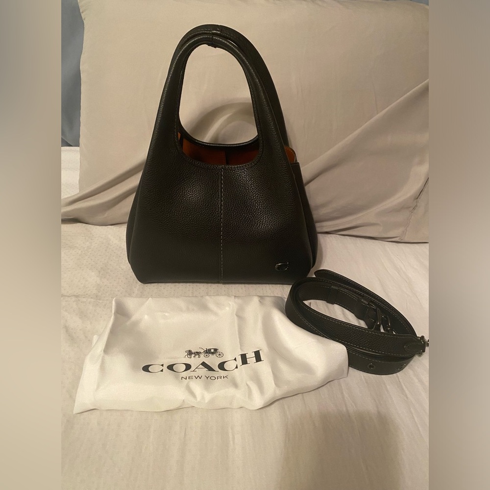Black Coach Lana 23
